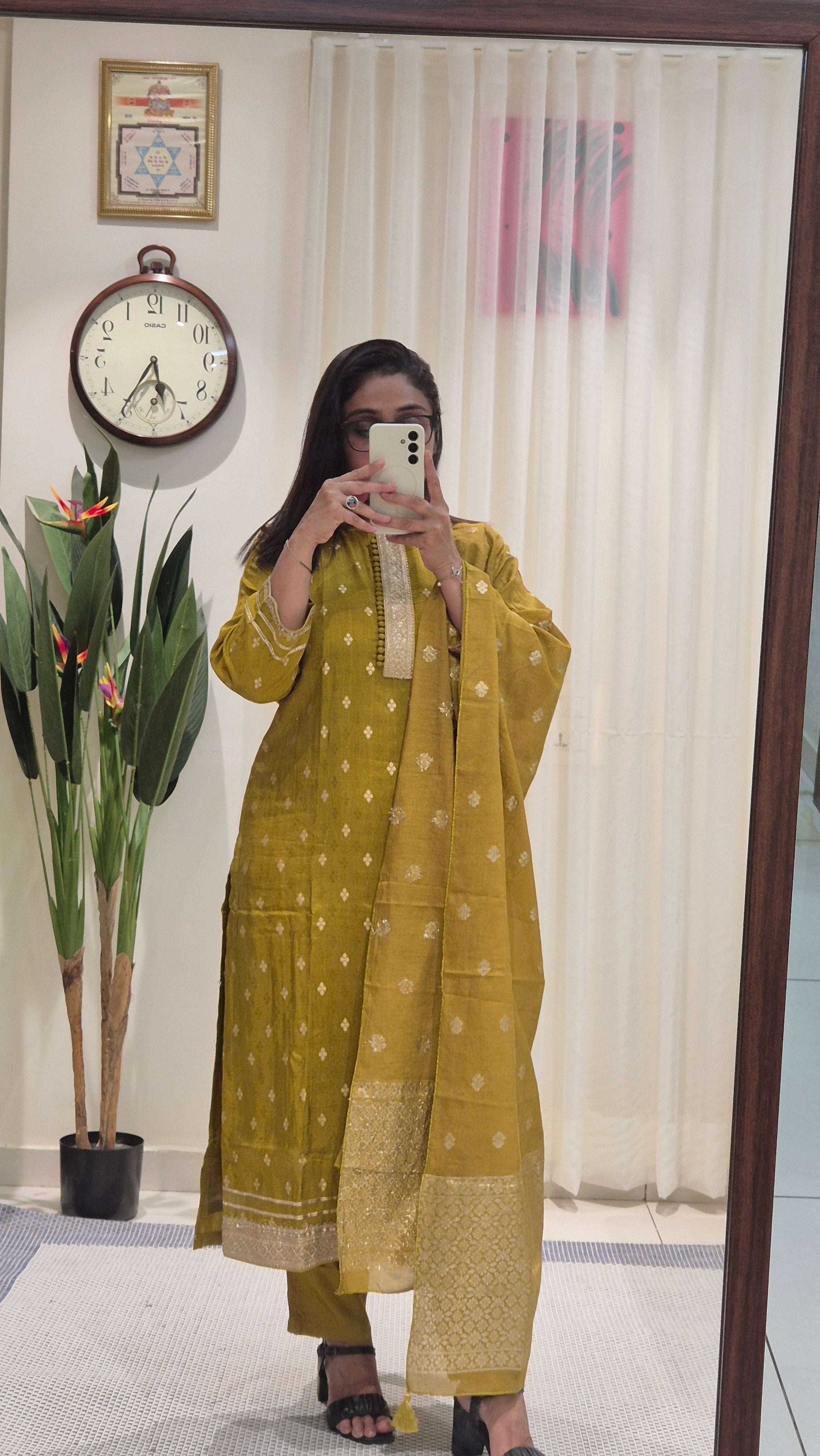 Noor Mehndi Straight Cut Kurti Set