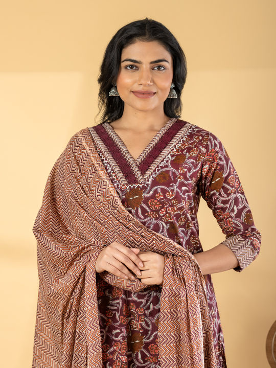 Straight style cotton maroon kurta with dupatta