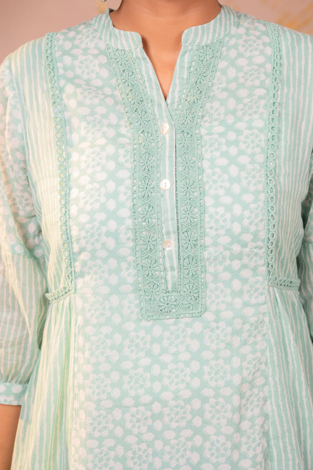 Mint Meadow Panelled Print Kurta Set