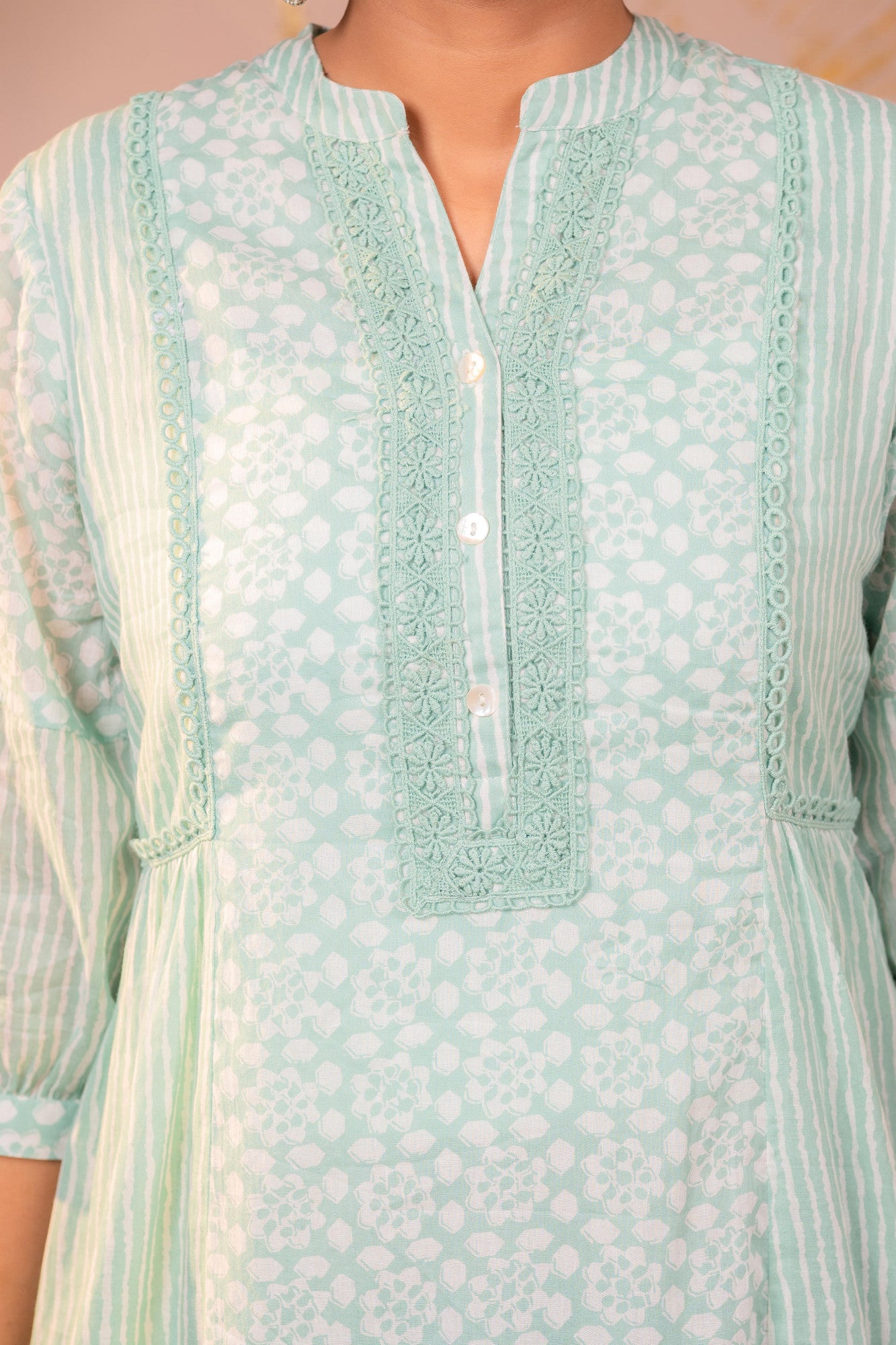 Mint Meadow Panelled Print Kurta Set