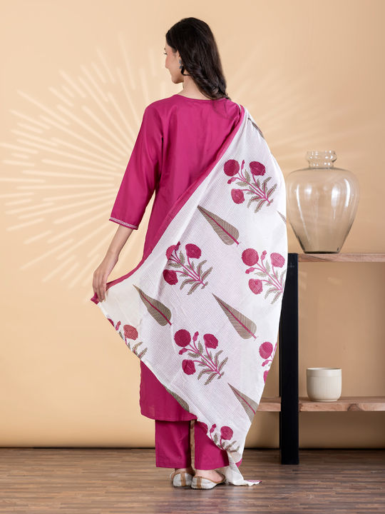 Straight style cotton kurta with dupatta (magenta)
