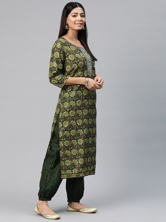 Straight style silk kurta and patiala with dupatta (Green)