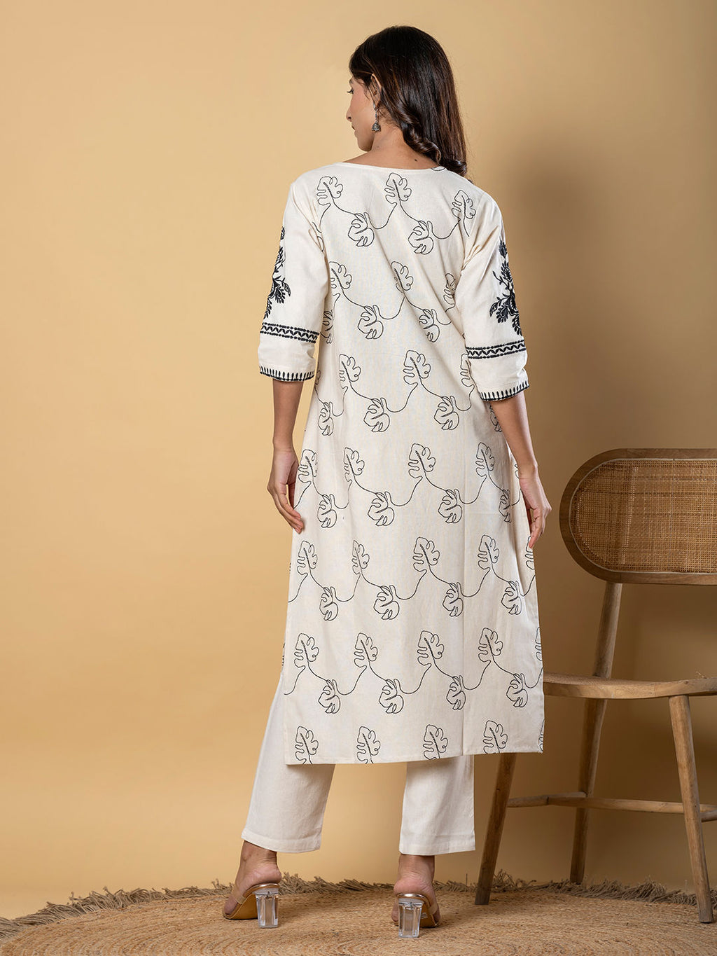 Straight Style Kurta (White)