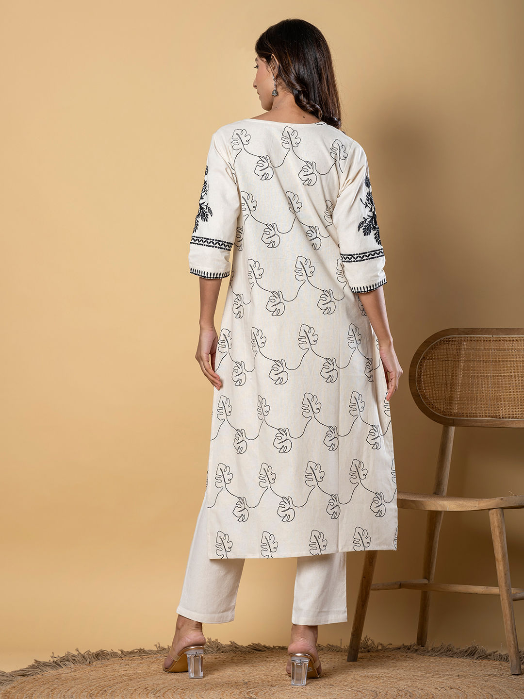 Straight Style Kurta (White)
