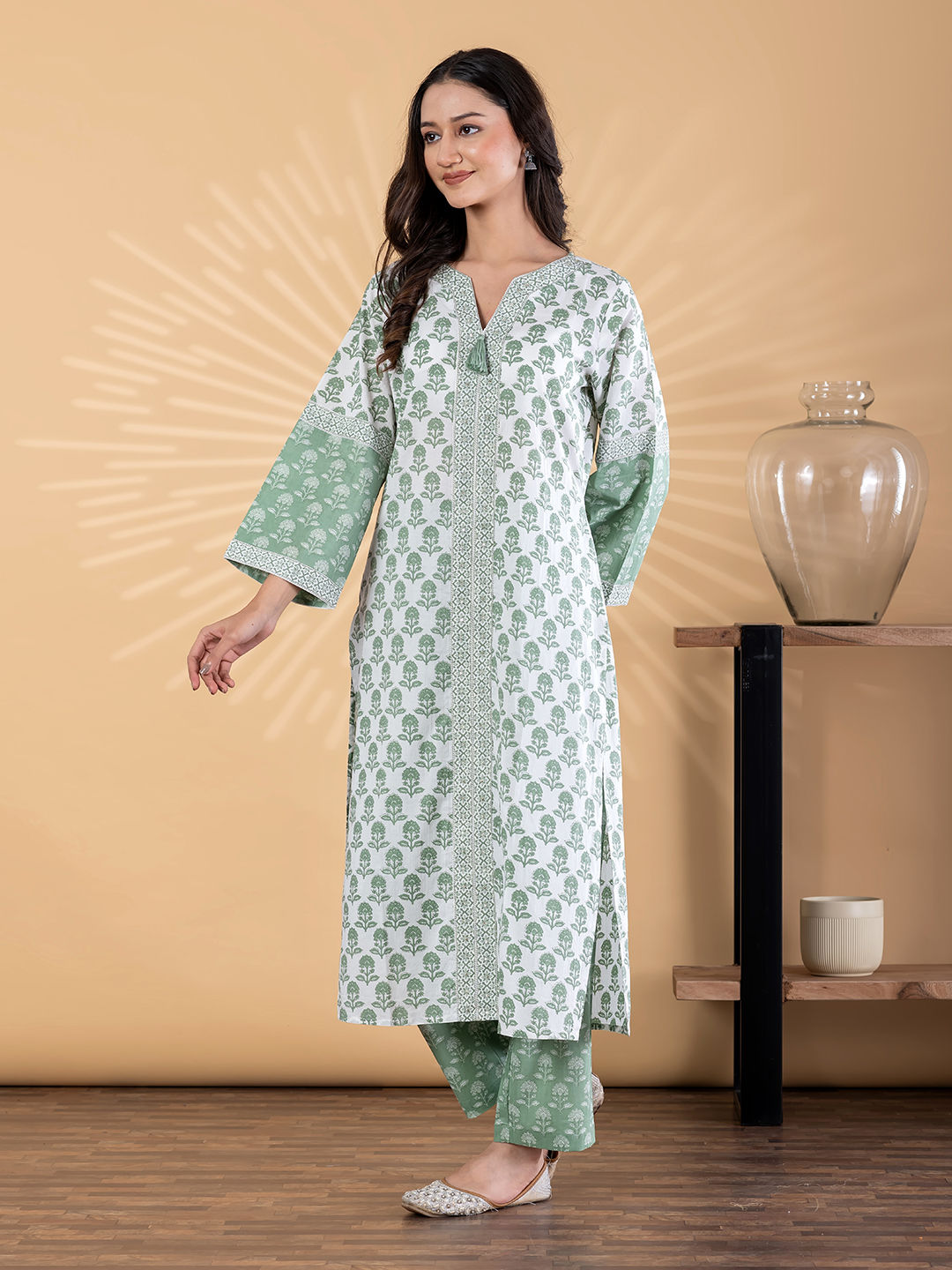 Straight style poly cotton green kurta set