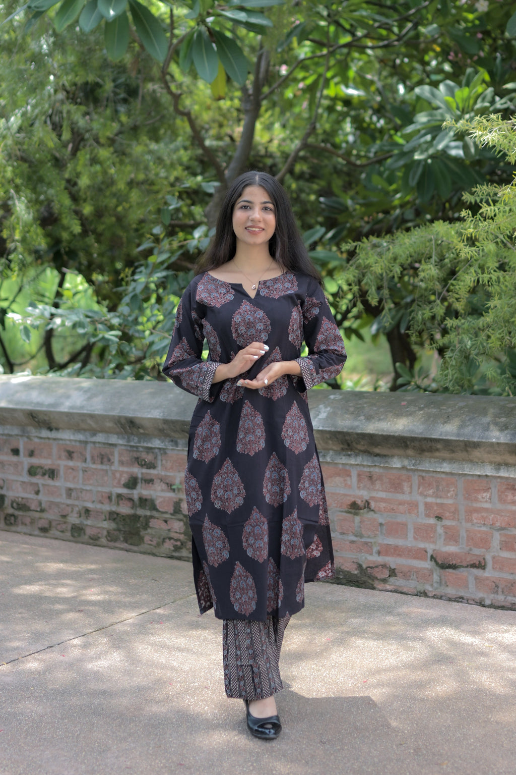 Ajarak Saudagiri Black Kurta Set