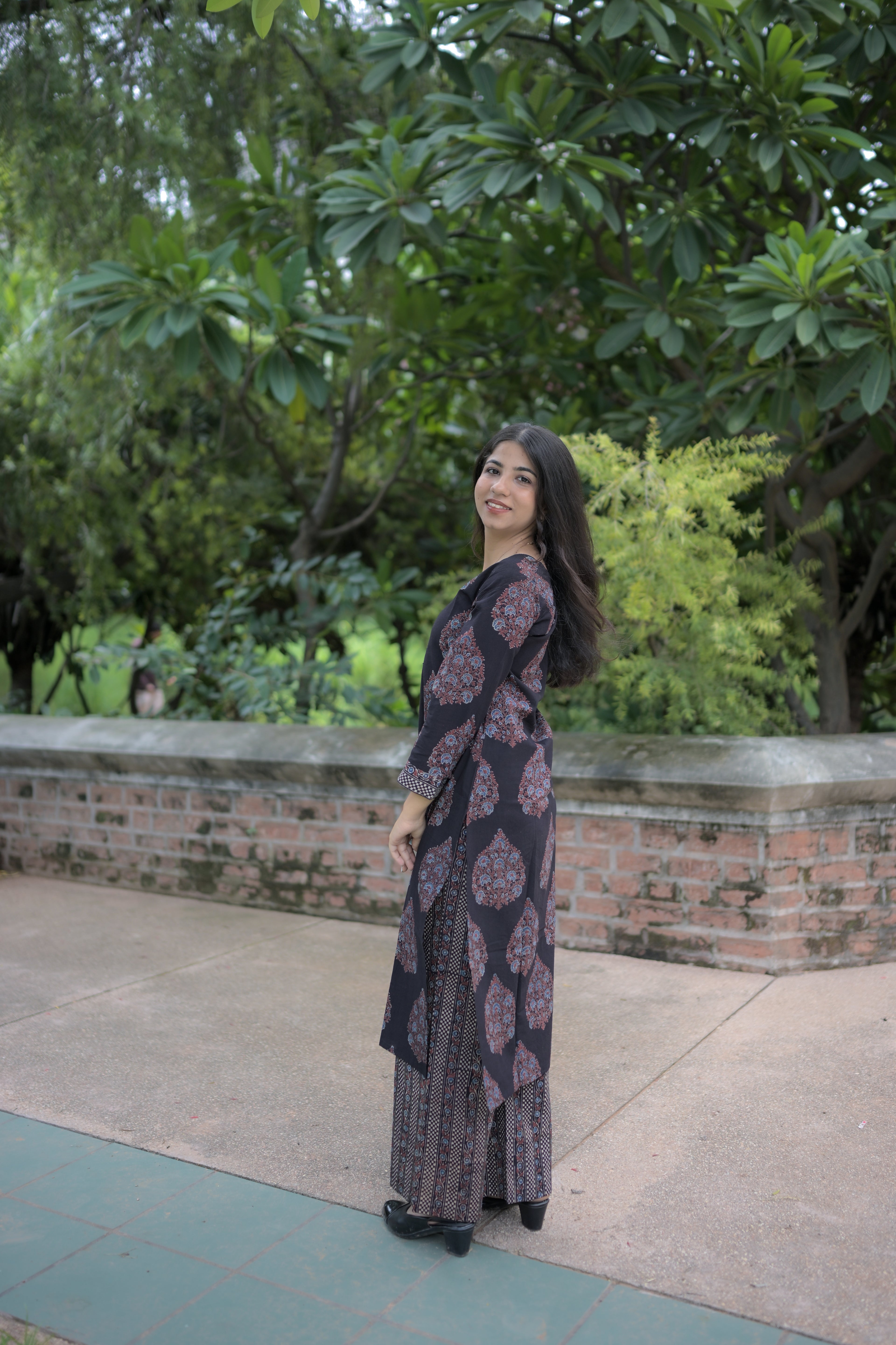 Ajarak Saudagiri Black Kurta Set