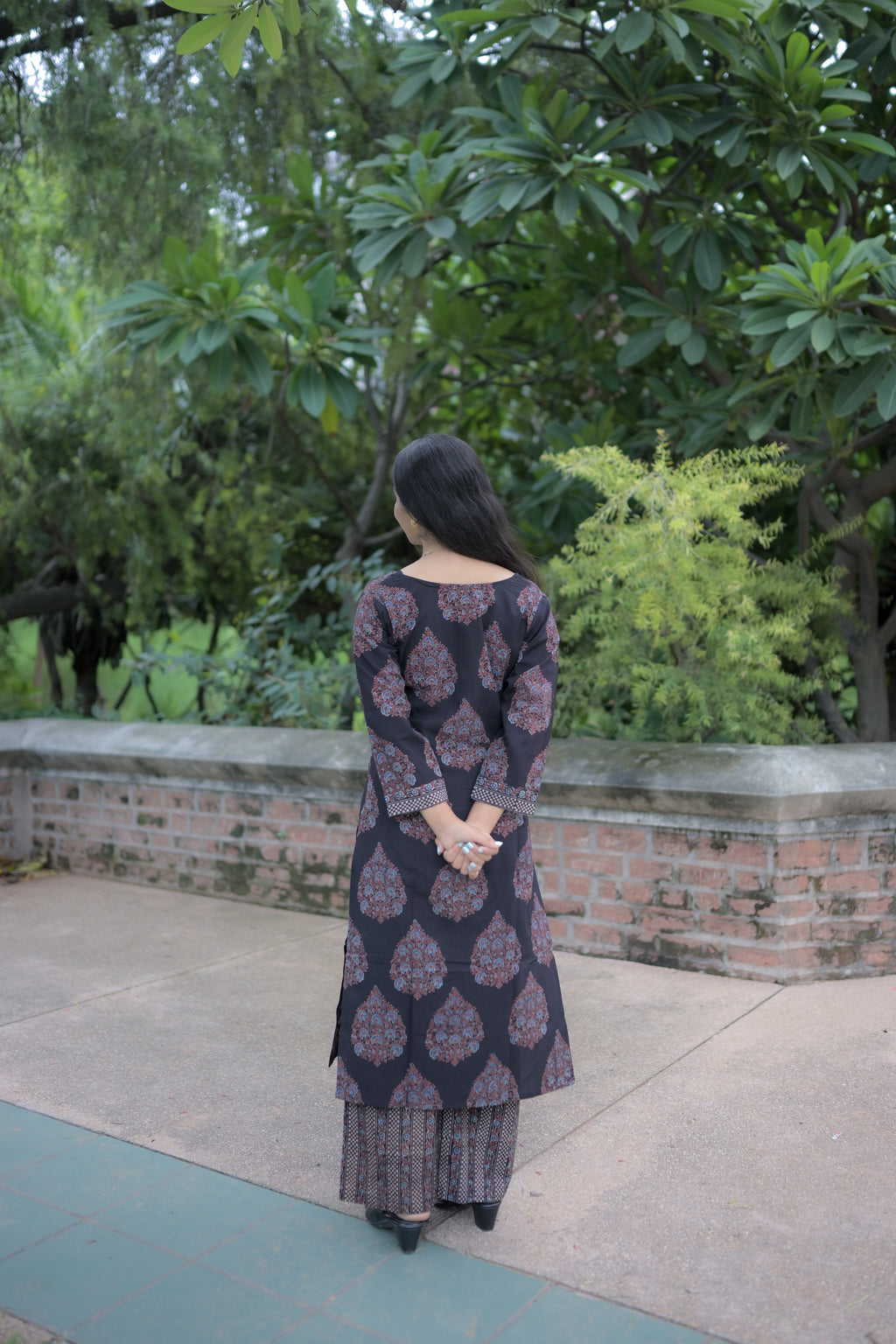 Ajarak Saudagiri Black Kurta Set