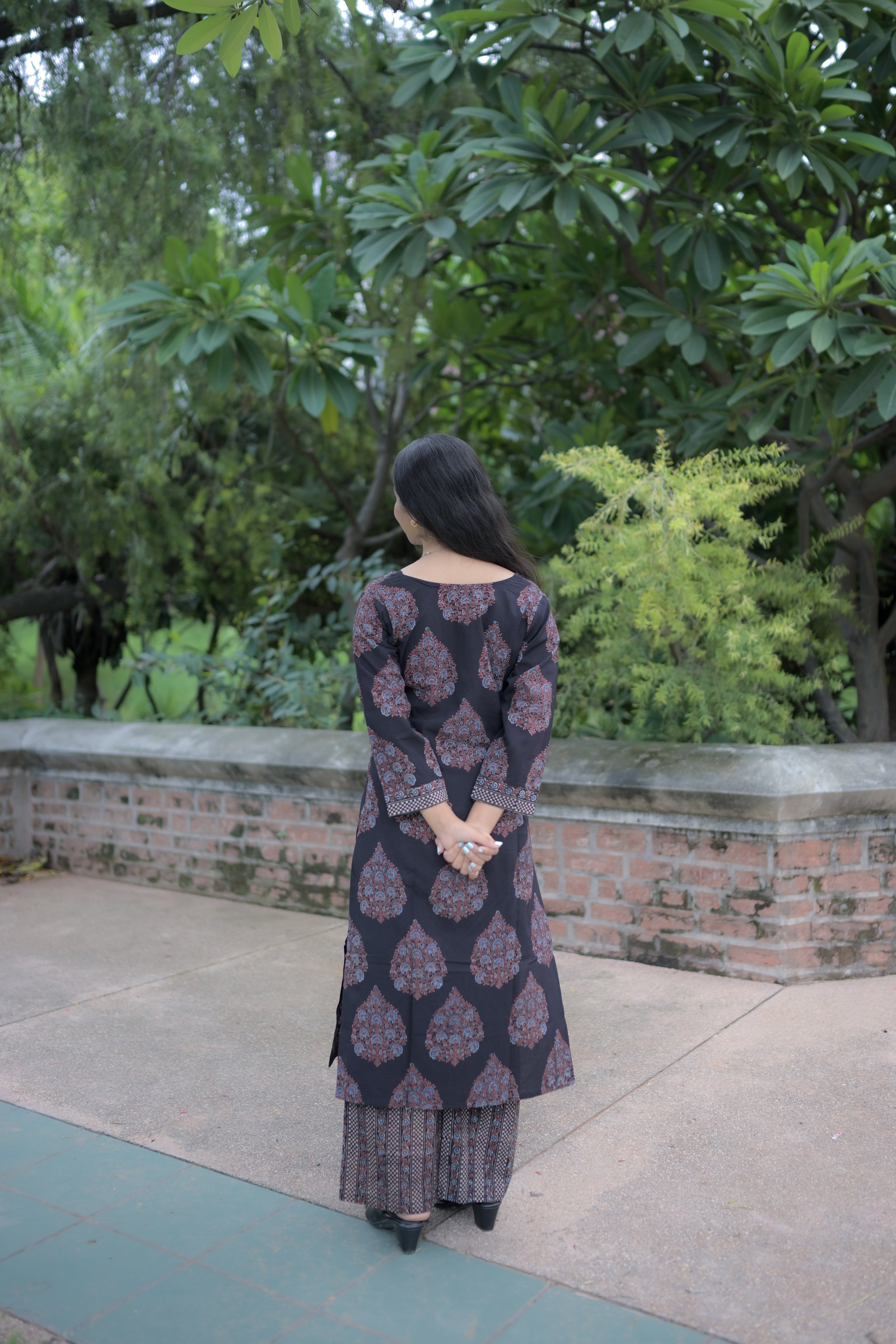 Ajarak Saudagiri Black Kurta Set
