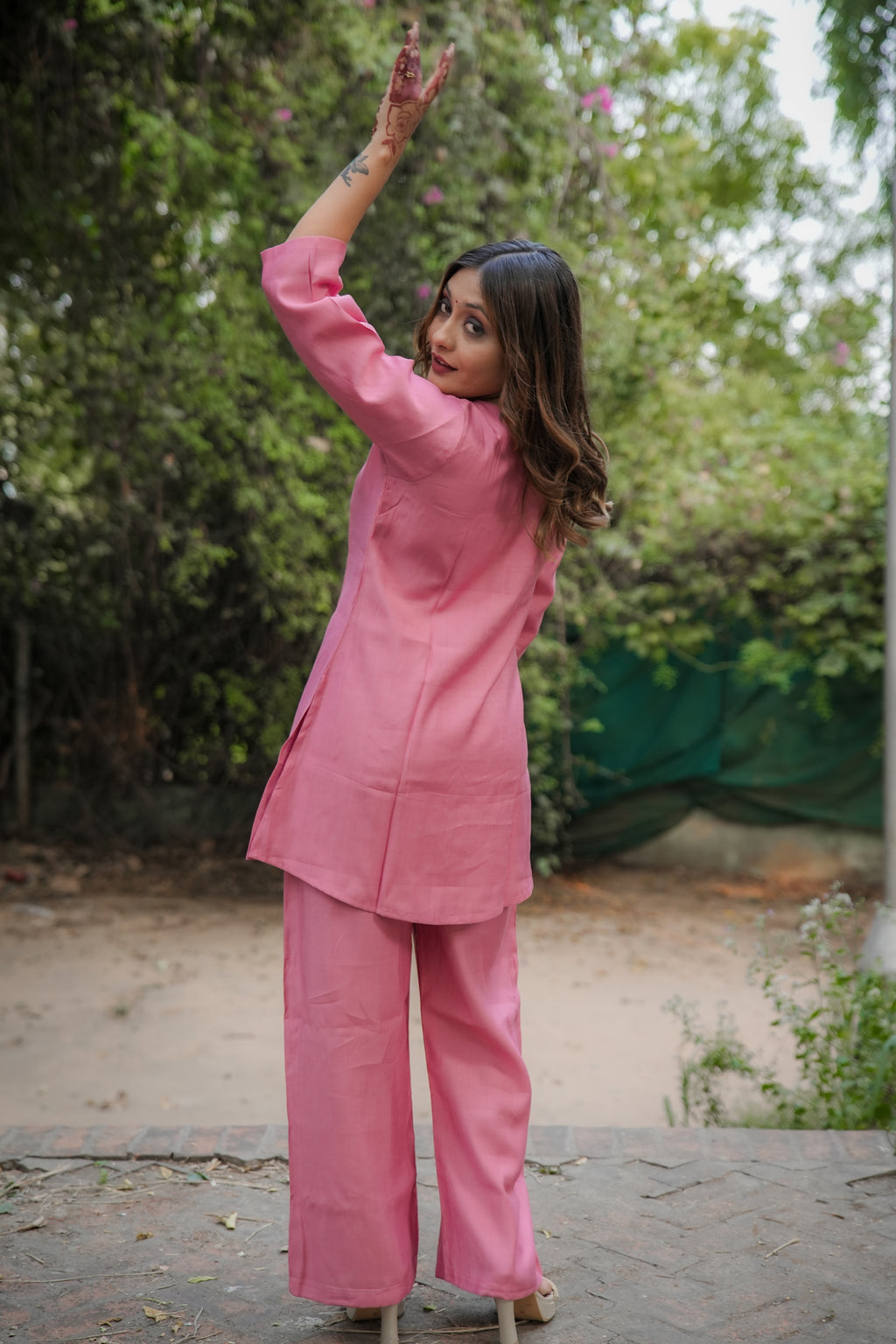 Timeless silk Co-Ord set with Mirror work (Pink)